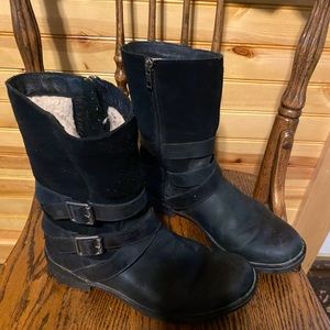 Ugg ladies black boots